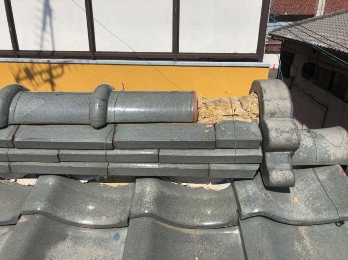 飛ばされた棟瓦