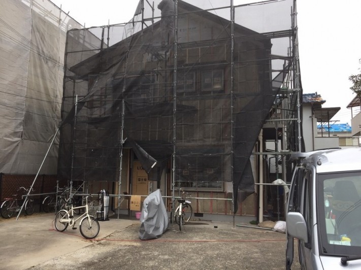 足場