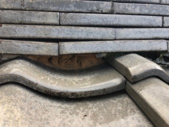 棟瓦に雨水侵入