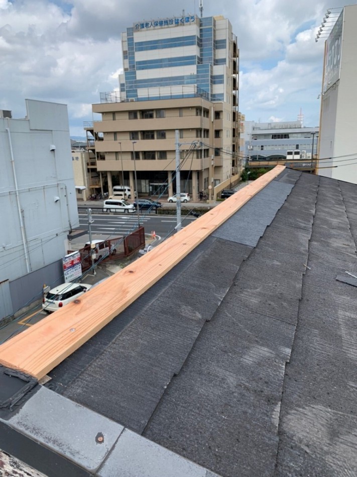 棟板金抜き板