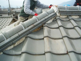 屋根の漆喰工事