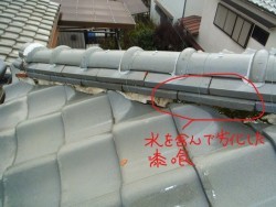 劣化した漆喰