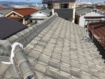 屋根点検作業