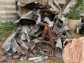 屋根材鉄くず