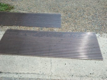 新しい波板
