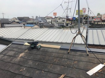 棟板金の補修