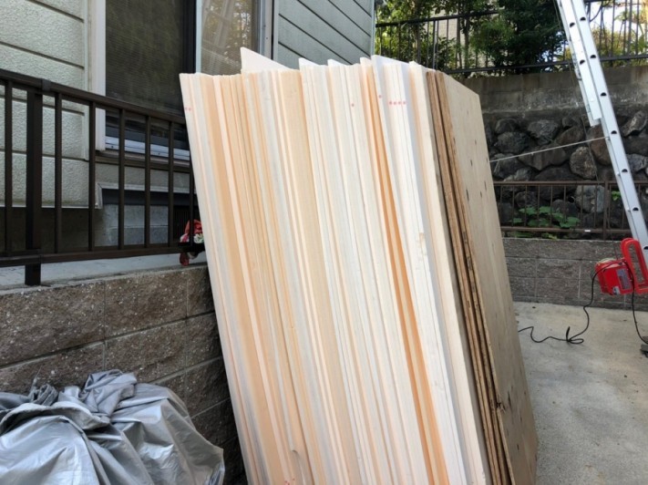 立平板金屋根の下に敷く断熱材