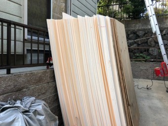 立平板金屋根の下に敷く断熱材