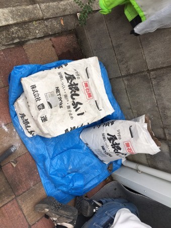 屋根用漆喰
