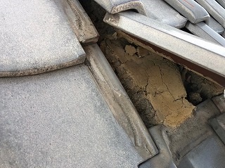 屋根瓦の劣化