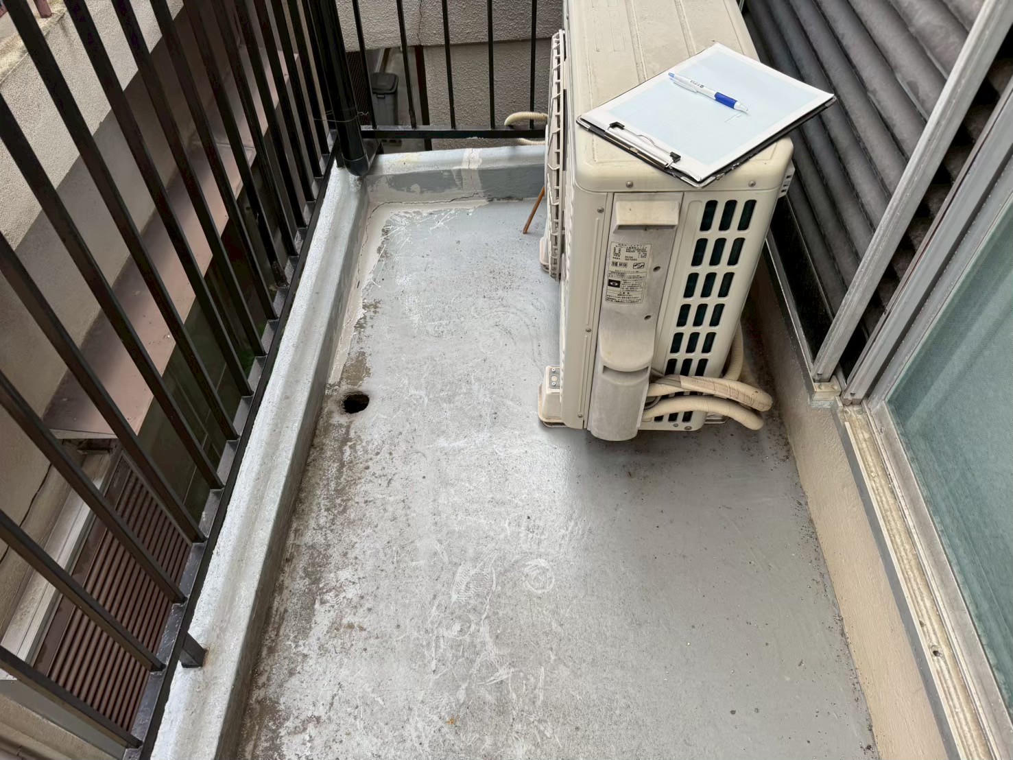 排水口周囲の汚れと劣化