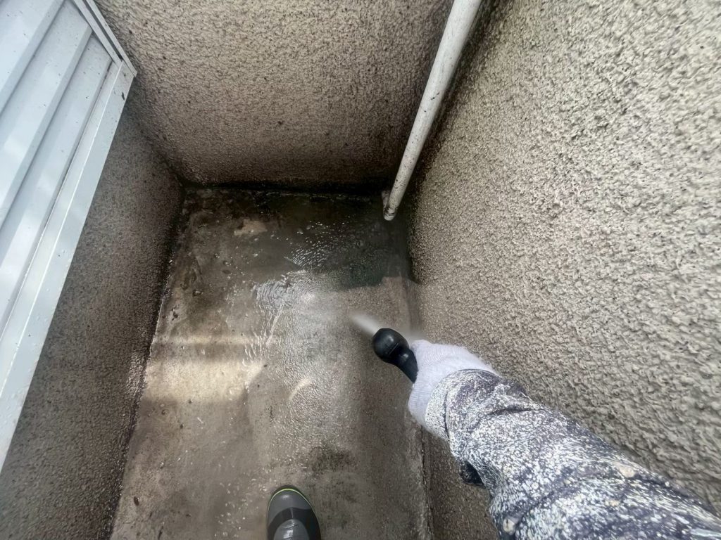 ベランダの散水調査