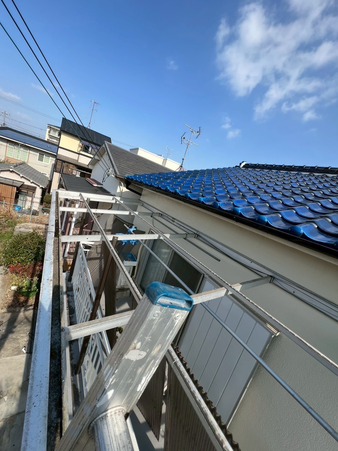 古い波板の撤去